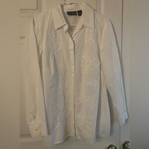 Vintage White-on-white floral embroidery  Women's 16W top unique custom